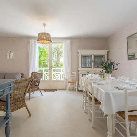 Domaine Des Fees By Interhome Saint-Palais-sur-Mer